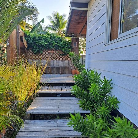 Breeze Ocean Bungalow モーレア島 エクステリア 写真