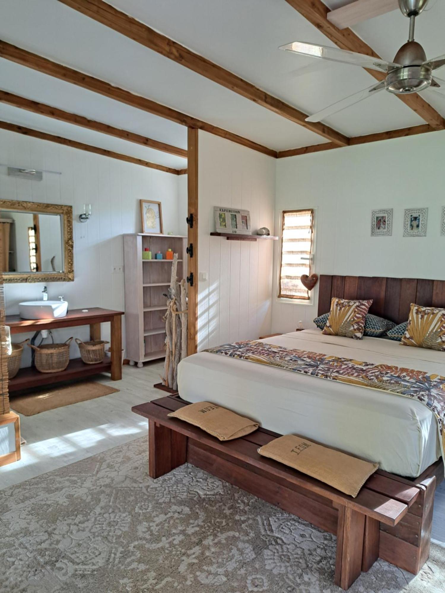 Breeze Ocean Bungalow モーレア島 エクステリア 写真